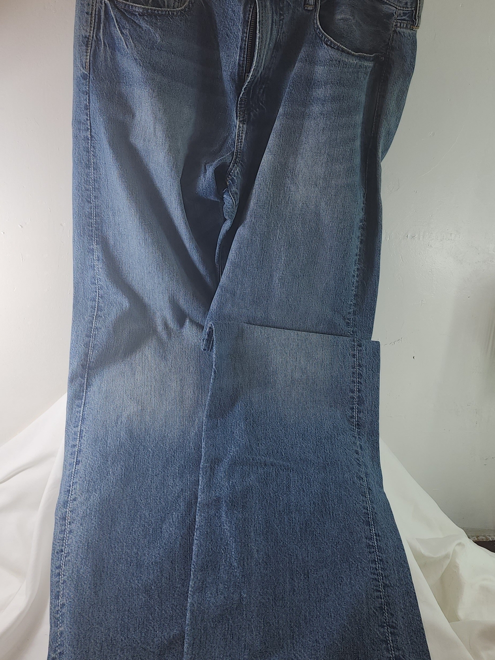 GAP Men’s Blue Bootcut Jeans